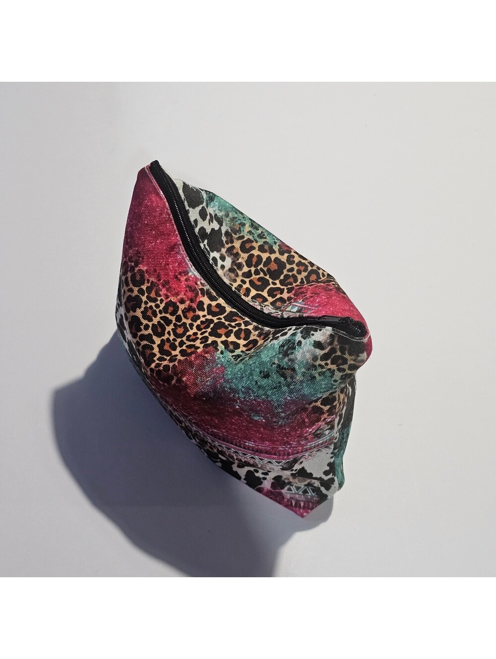 Multicolor Animal Print Zipper Lightweight Pouch
